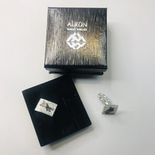 Load image into Gallery viewer, Alrún LUCK CUFF LINKS
