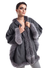 Load image into Gallery viewer, Poncho Grey 130cm
